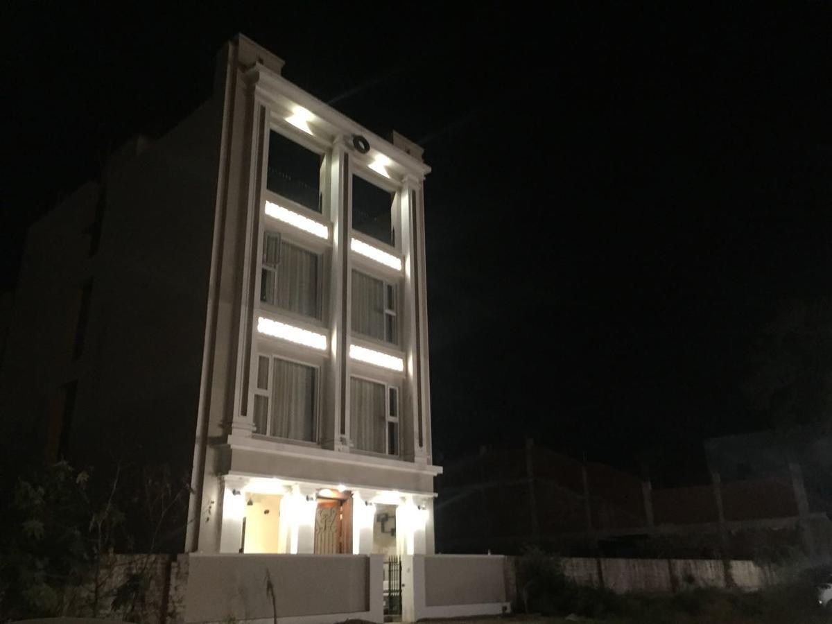 Lotus Grand Akm Hotel Kālka Exterior foto